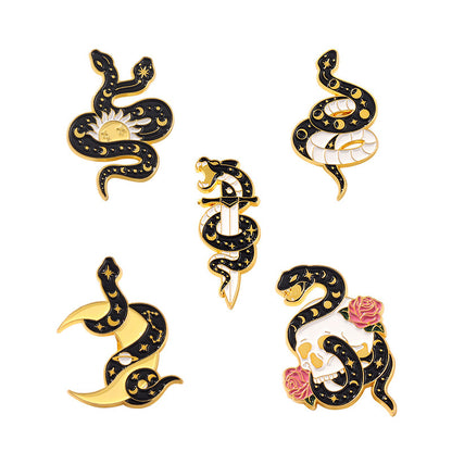 Cartoon Cute Snake-shaped Surround Alloy Brooch Men And Women Couples Dripping Oil Badge Accessories