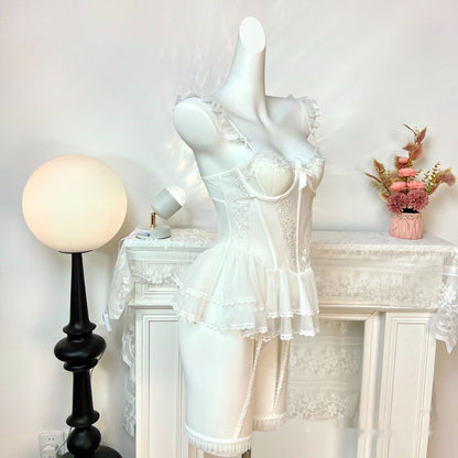 Pure Desire Lace Pajamas With Built-in Bra And Underwire